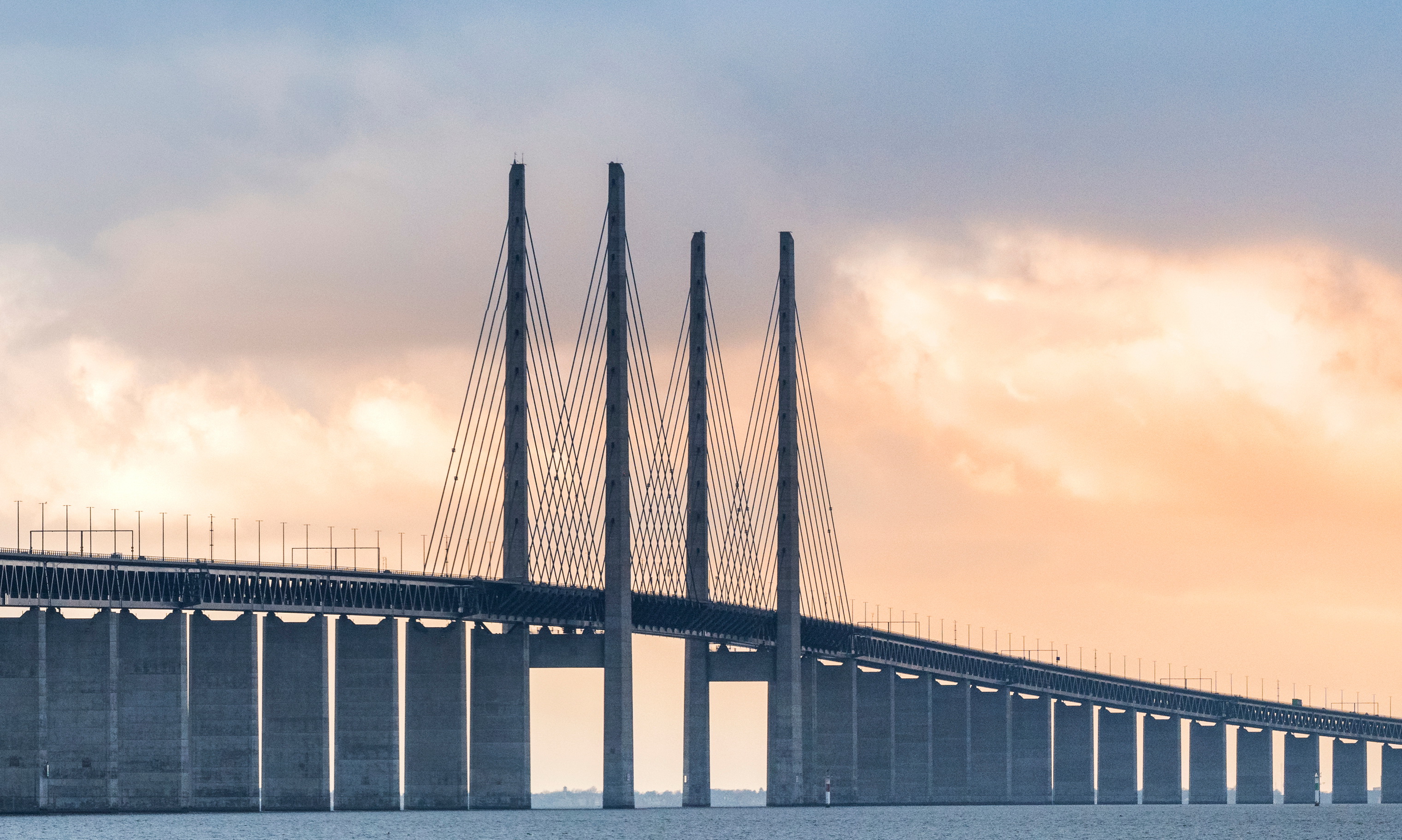 Bridge linking Sweden and Denmark, partly painted by RD Coatings