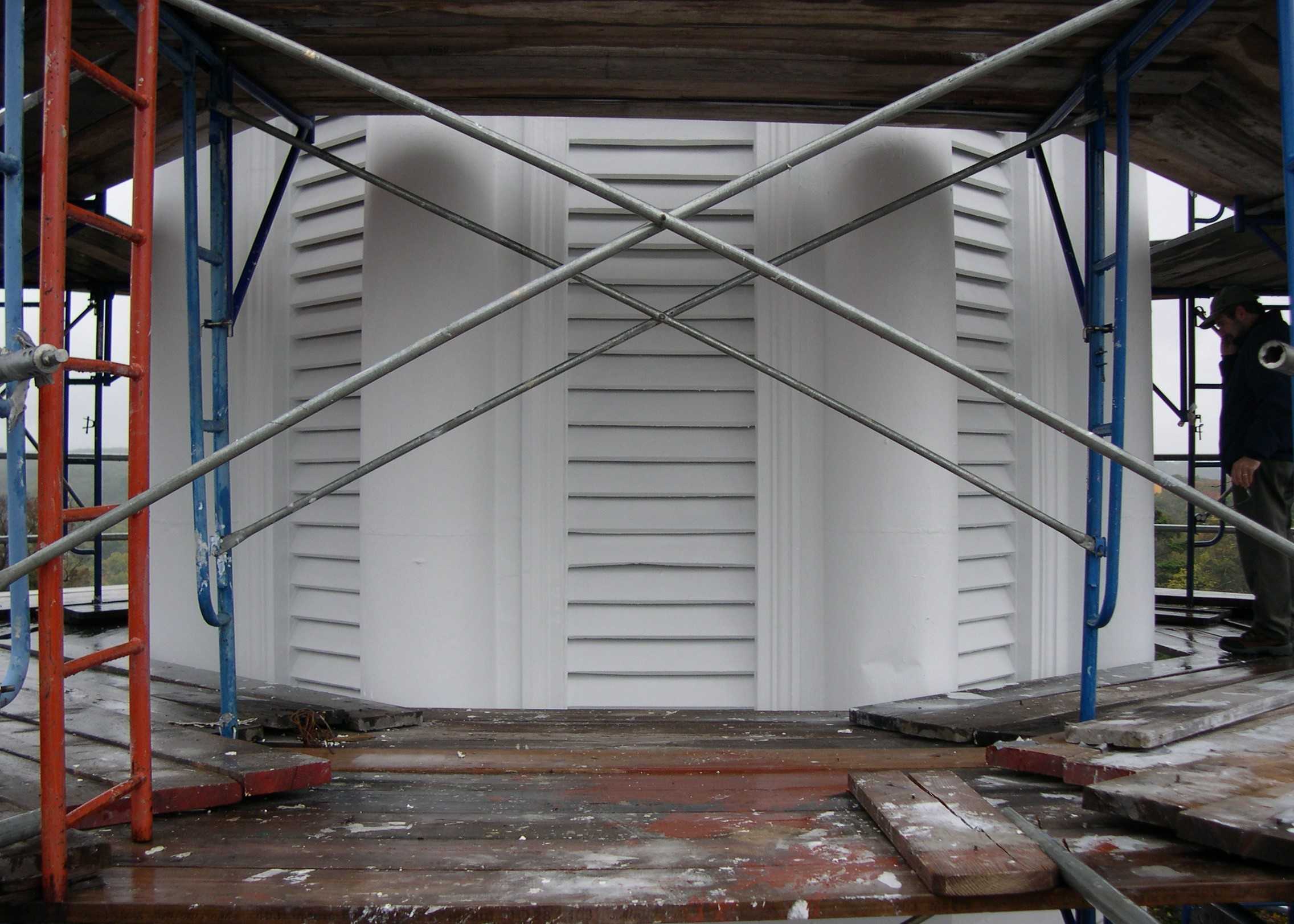 Result of painting a section of the tower with RD-Elastometal